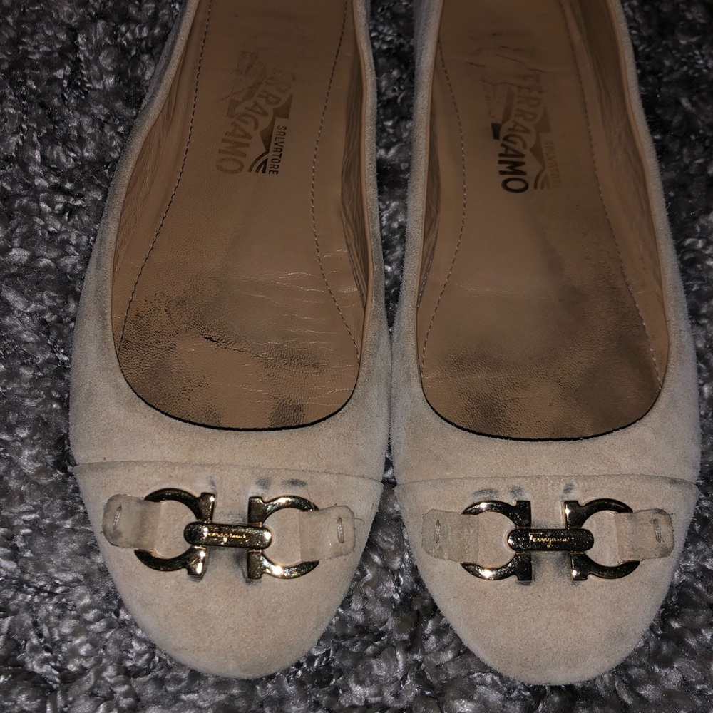 Salvatore Ferragamo women’s size 7 1/2 Suede Flats